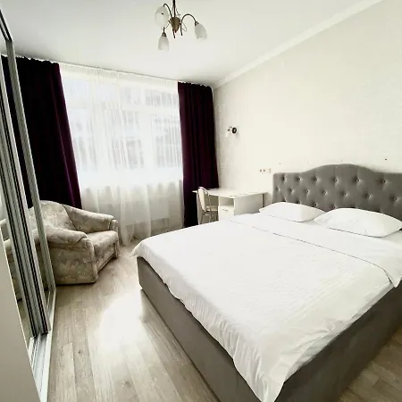 Apartment With Dnipro View