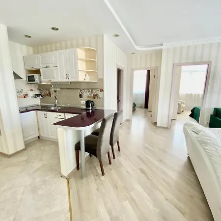 Apartment With Dnipro View Kyiv